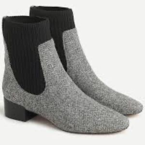 EUC Chelsea Ribbed-shaft herringbone boots Black and Gray Women's j crew 9.5